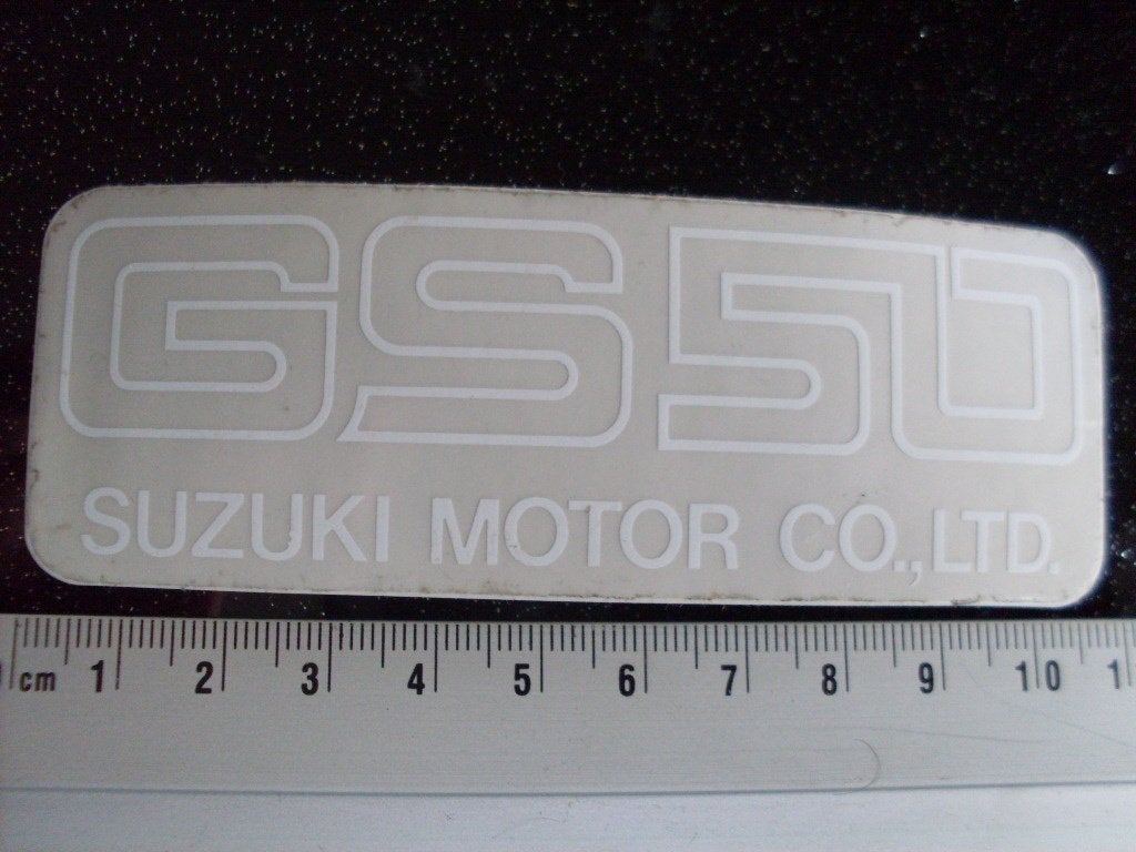 ruit sticker GS50 suzuki motor co ltd logo, Verzenden, Zo goed als nieuw, Auto of Motor