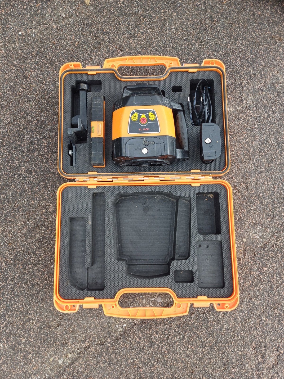 Geo Fennel FL 105H Laserwaterpas in koffer, Ophalen of Verzenden, Gebruikt, Licht