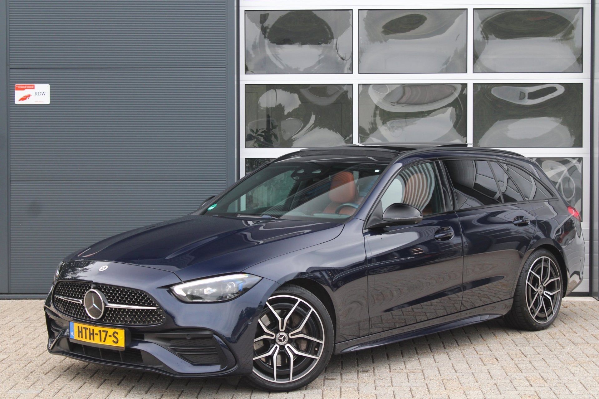 Mercedes-Benz C-klasse Estate 300 d 265pk AMG Line | Pano |, Auto's, Automaat, Achterwielaandrijving, Euro 6, 4 cilinders