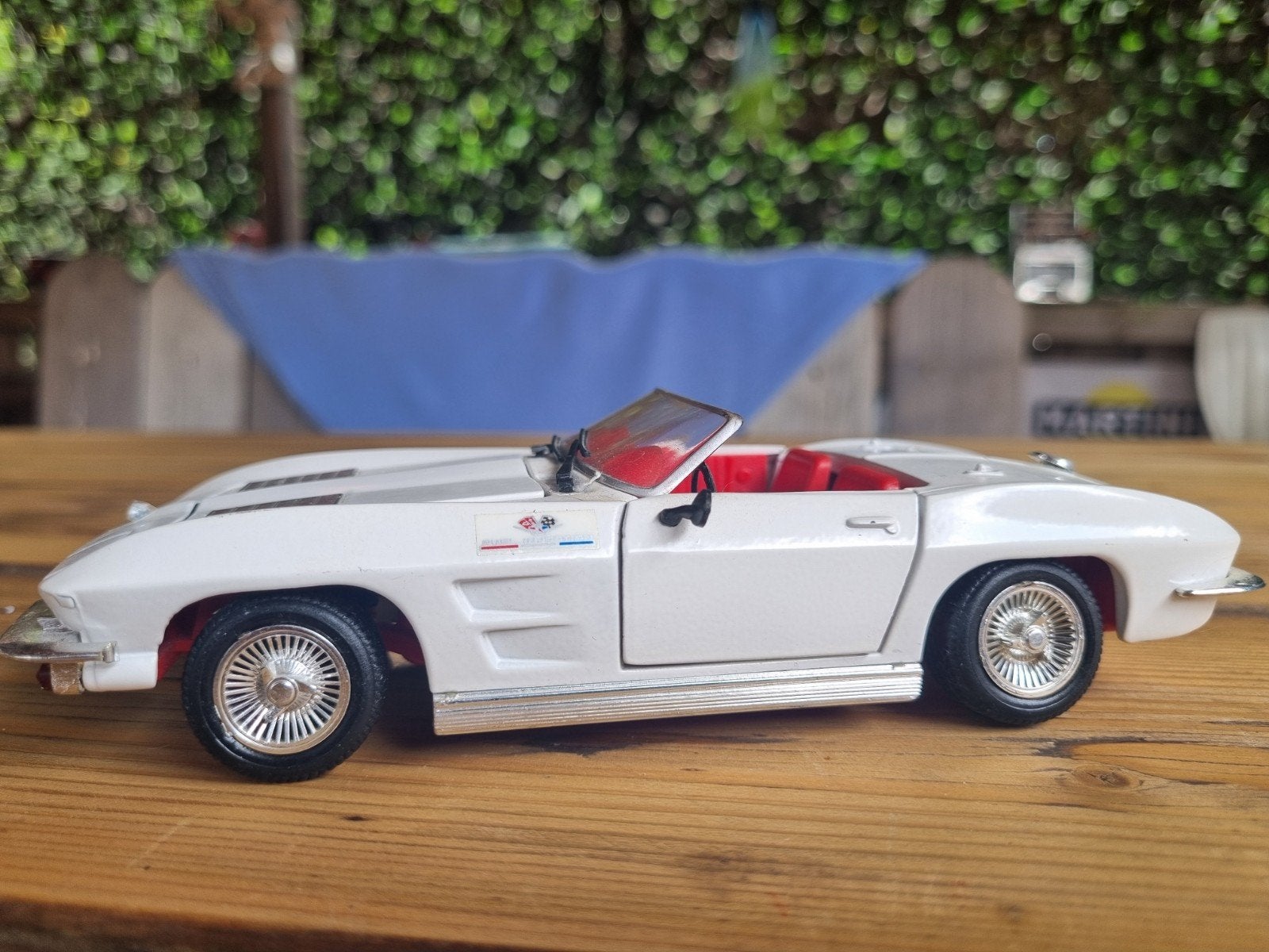 Revell Corvette Stingray 1:24 Modelauto, Ophalen of Verzenden, Zo goed als nieuw, Auto, Revell