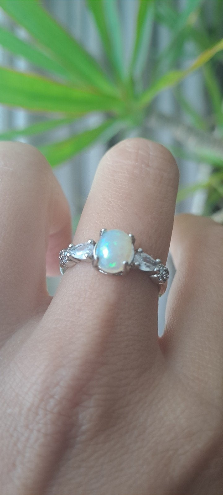 Zilveren ring met opaal, maat 17., Sieraden, Tassen en Uiterlijk, Ophalen of Verzenden, Zo goed als nieuw, 17 tot 18, Dame