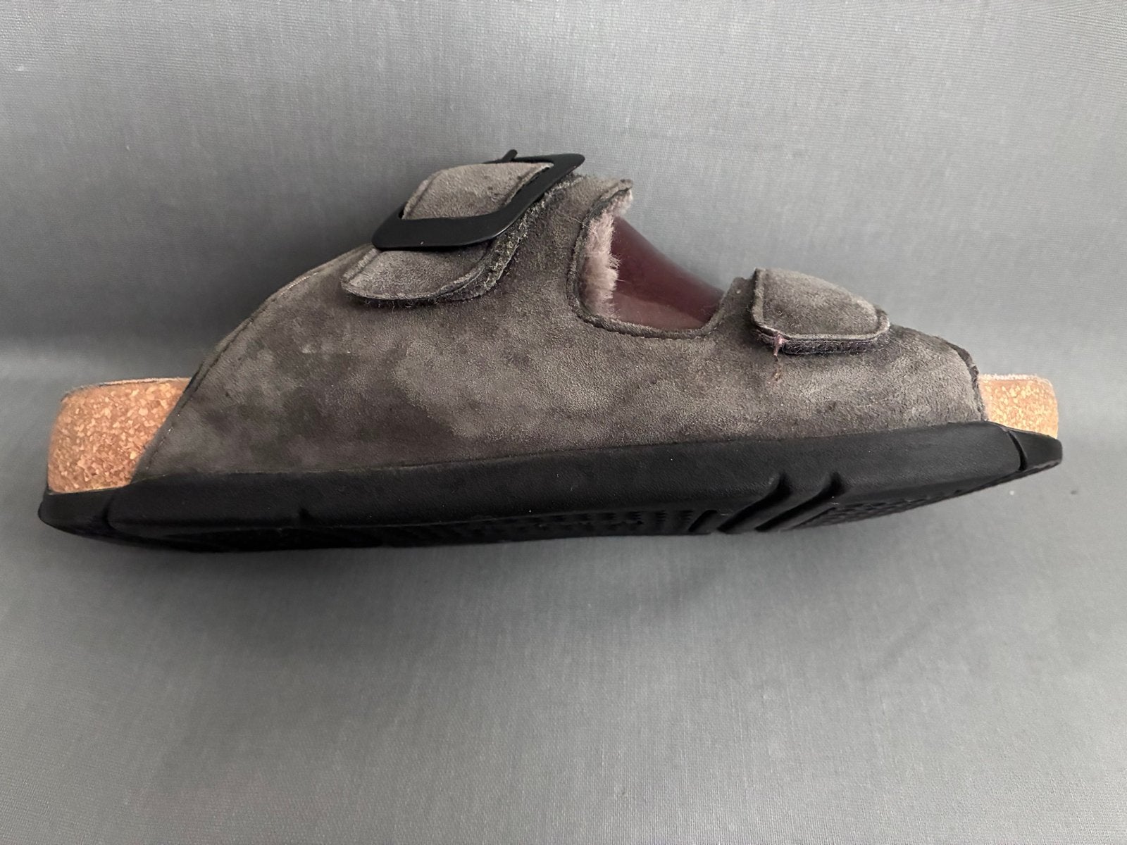 Helvesko pantoffels/slippers maat 38, Ophalen of Verzenden, Zo goed als nieuw, Pantoffels of Sloffen, Grijs