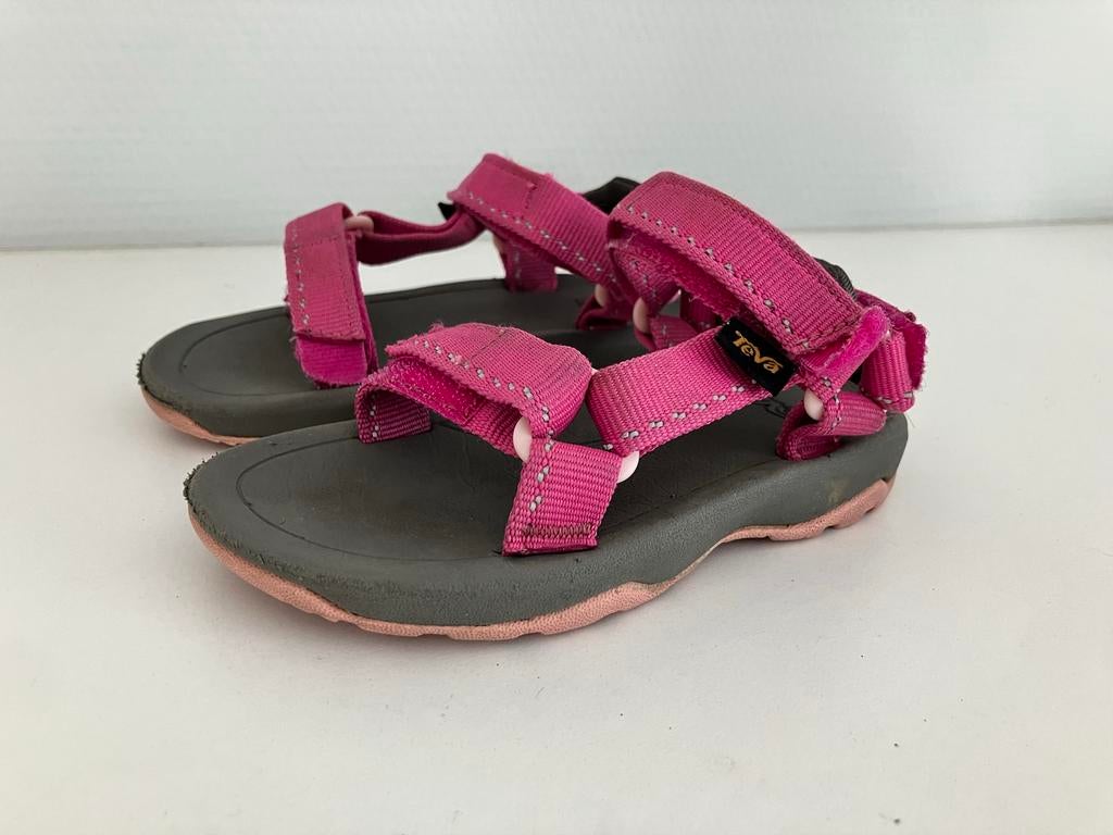 Teva sandalen roze maat 22-23, Ophalen of Verzenden, Gebruikt, Meisje, Schoenen