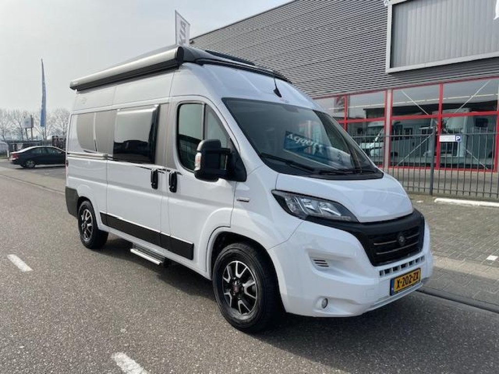 Caravans And Camping Carado