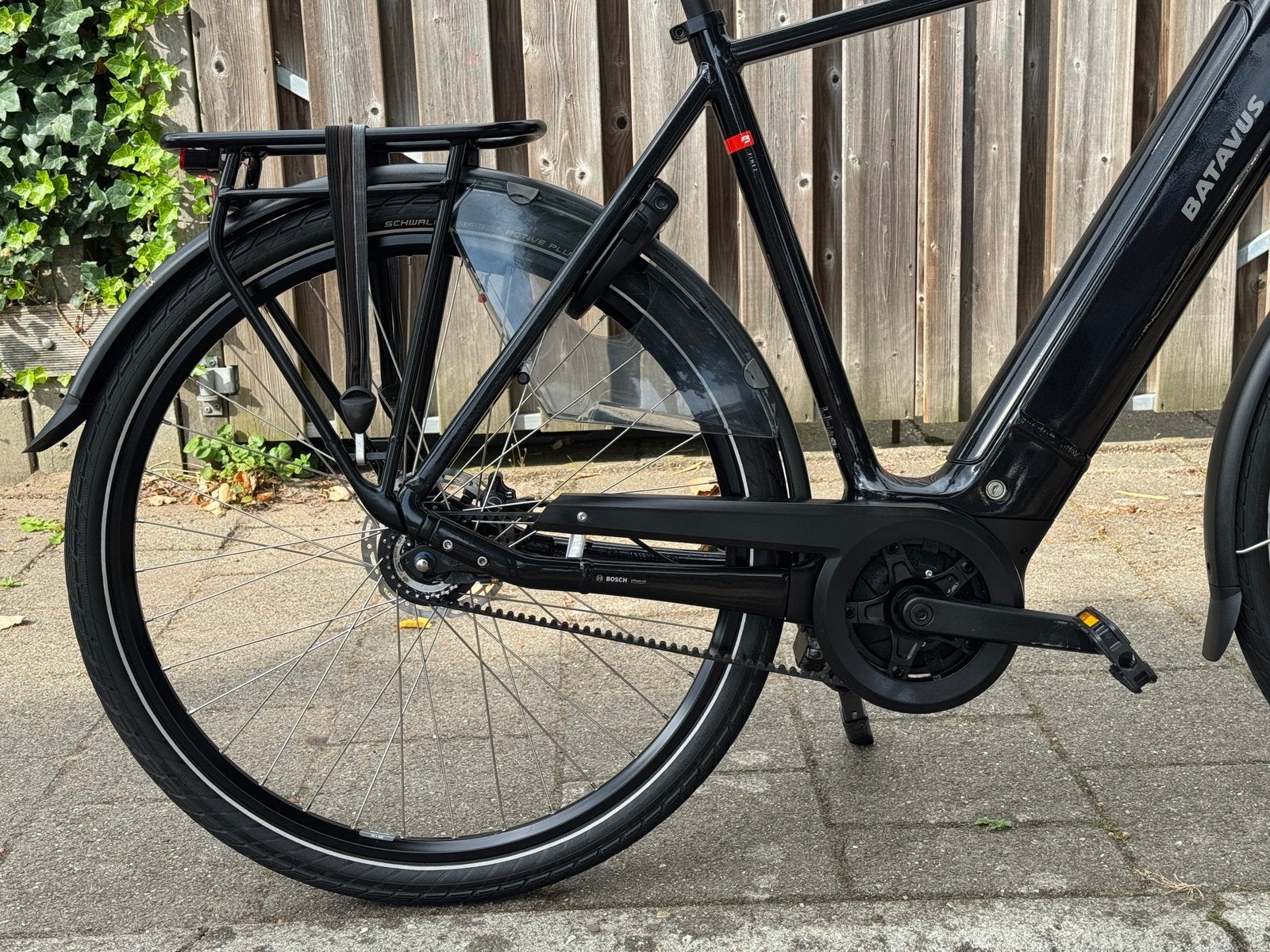 Foto 6 van Zeer nette Batavus Finex Exclusive 61 Bosch smart Belt-drive