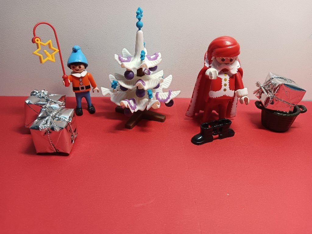 Playmobil KERST Kerstboom Kerstman Elfje Poppetjes Set: 5,95, Kinderen en Baby's, Verzenden, Zo goed als nieuw, Complete set