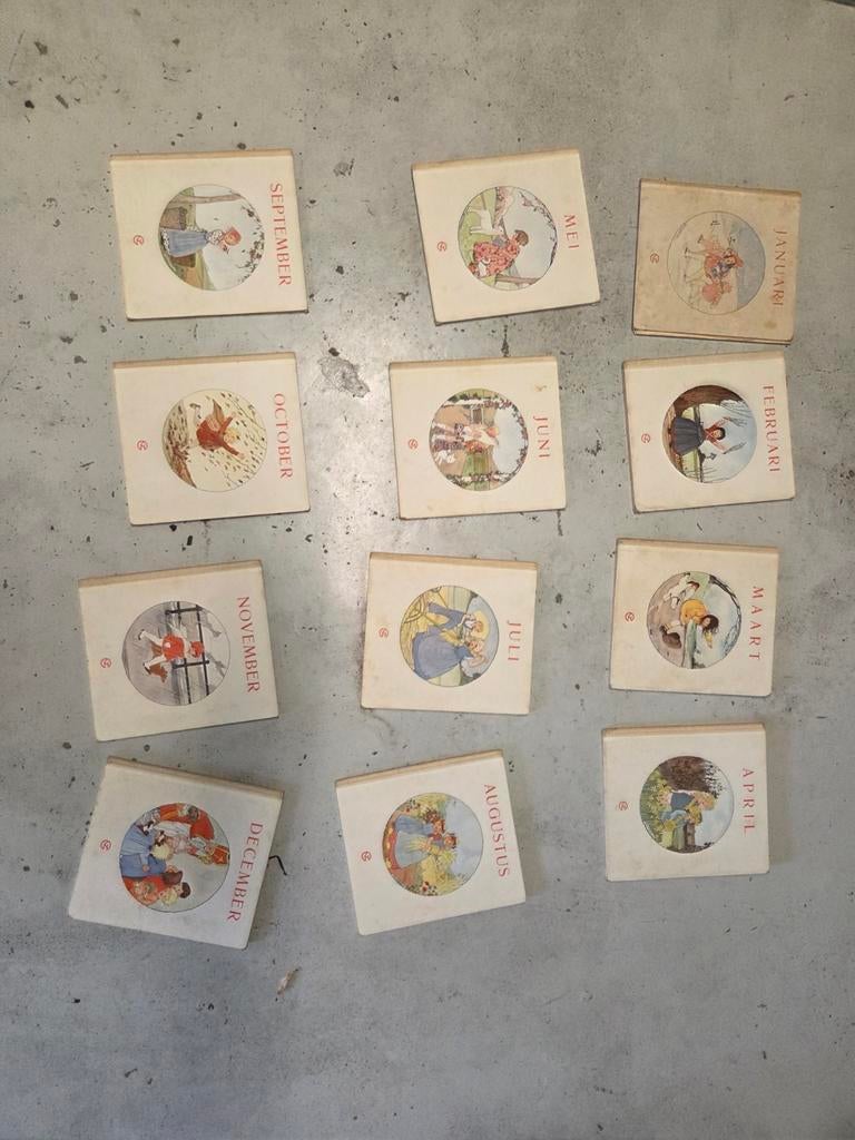 Rie Cramer Complete set - 12 maanden van het jaar, Ophalen of Verzenden, Gelezen, Rie Cramer, Fictie algemeen