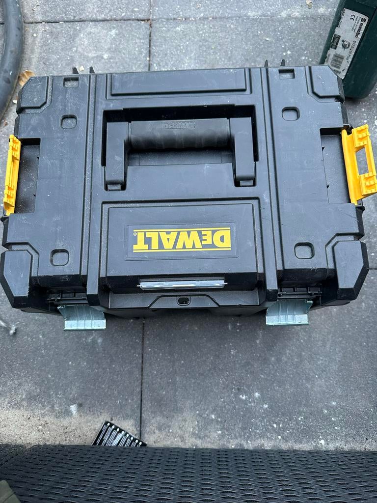 DeWalt TSTAK gereedschapskoffer met schuimrubber, Ophalen, Gevuld, Gebruikt