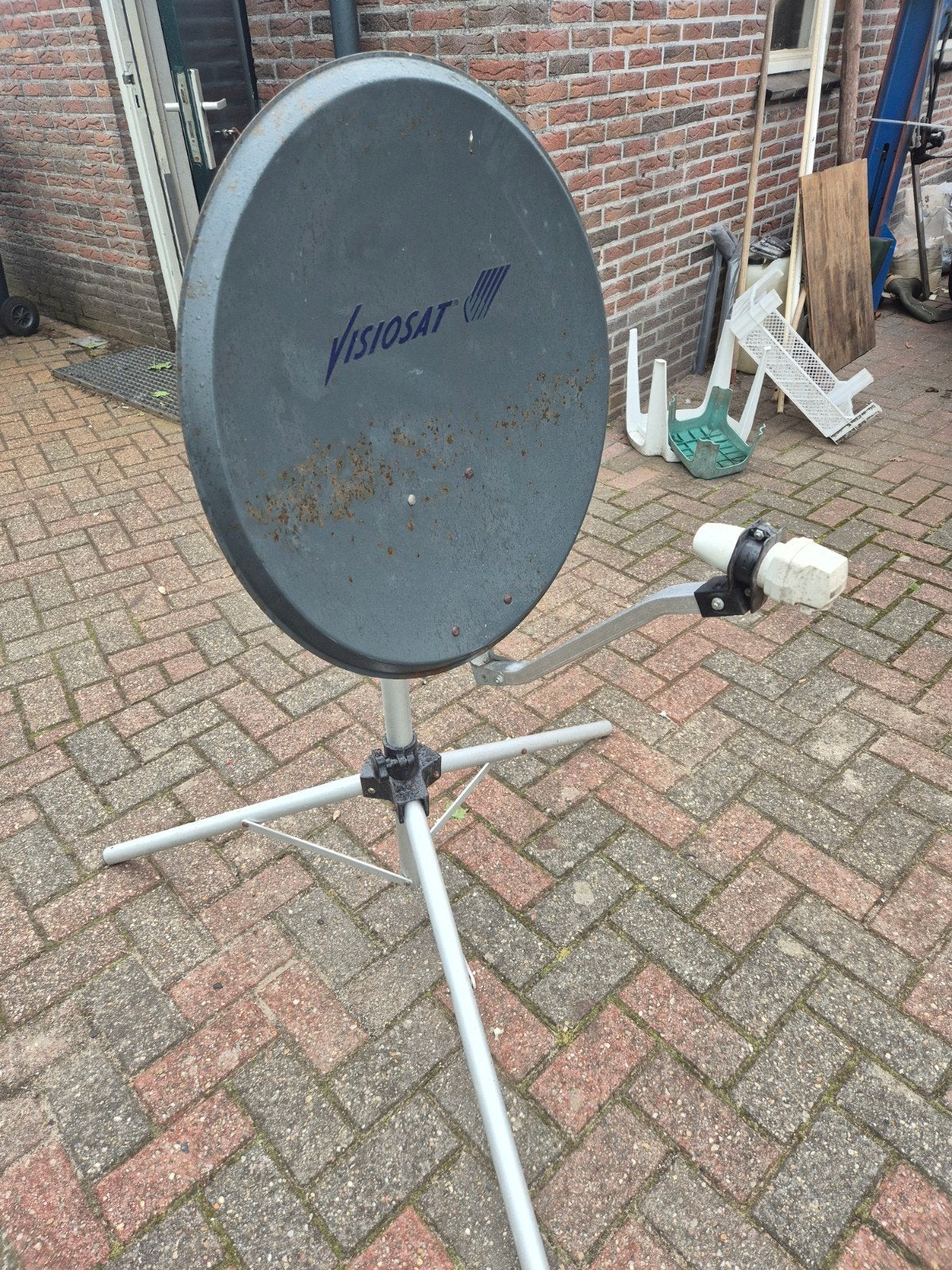 Visiosat schotelantenne met LNB en statief, Ophalen of Verzenden, Gebruikt, (Schotel)antenne, Overige merken