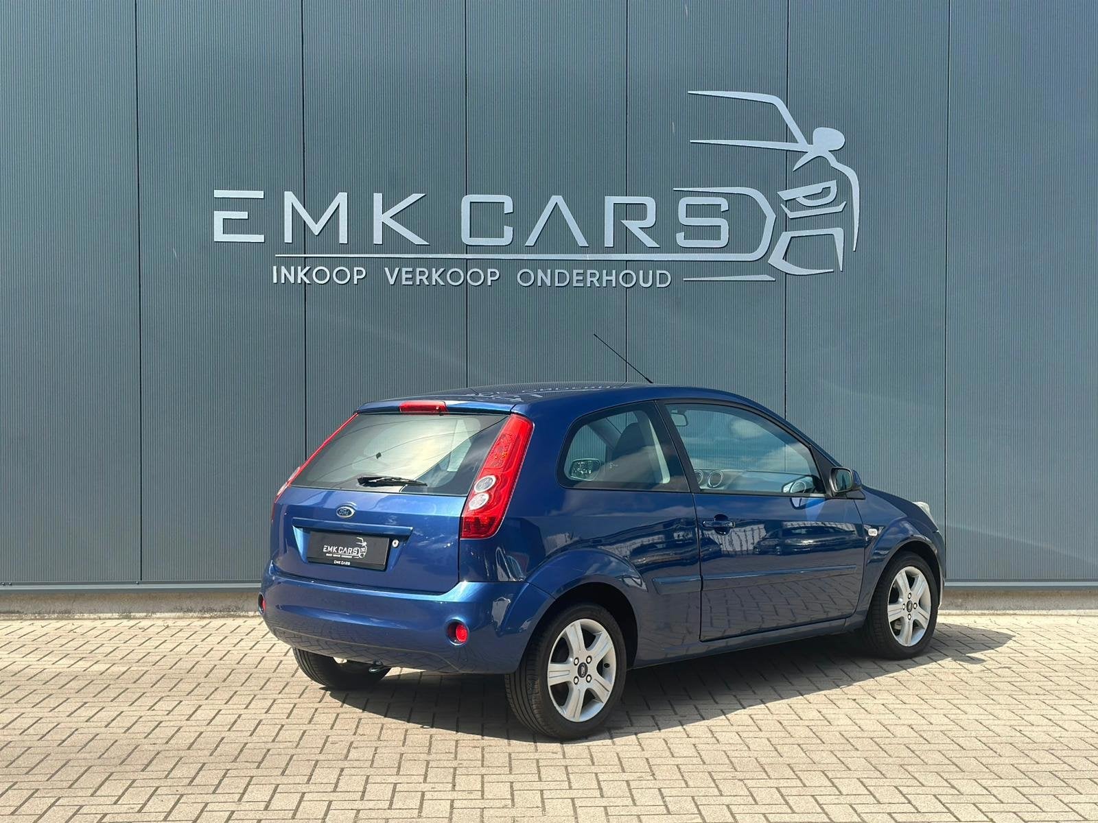 Ford Fiesta 1.4-16V Futura, Auto's, Voorwielaandrijving, 4 cilinders, Origineel Nederlands, Bedrijf