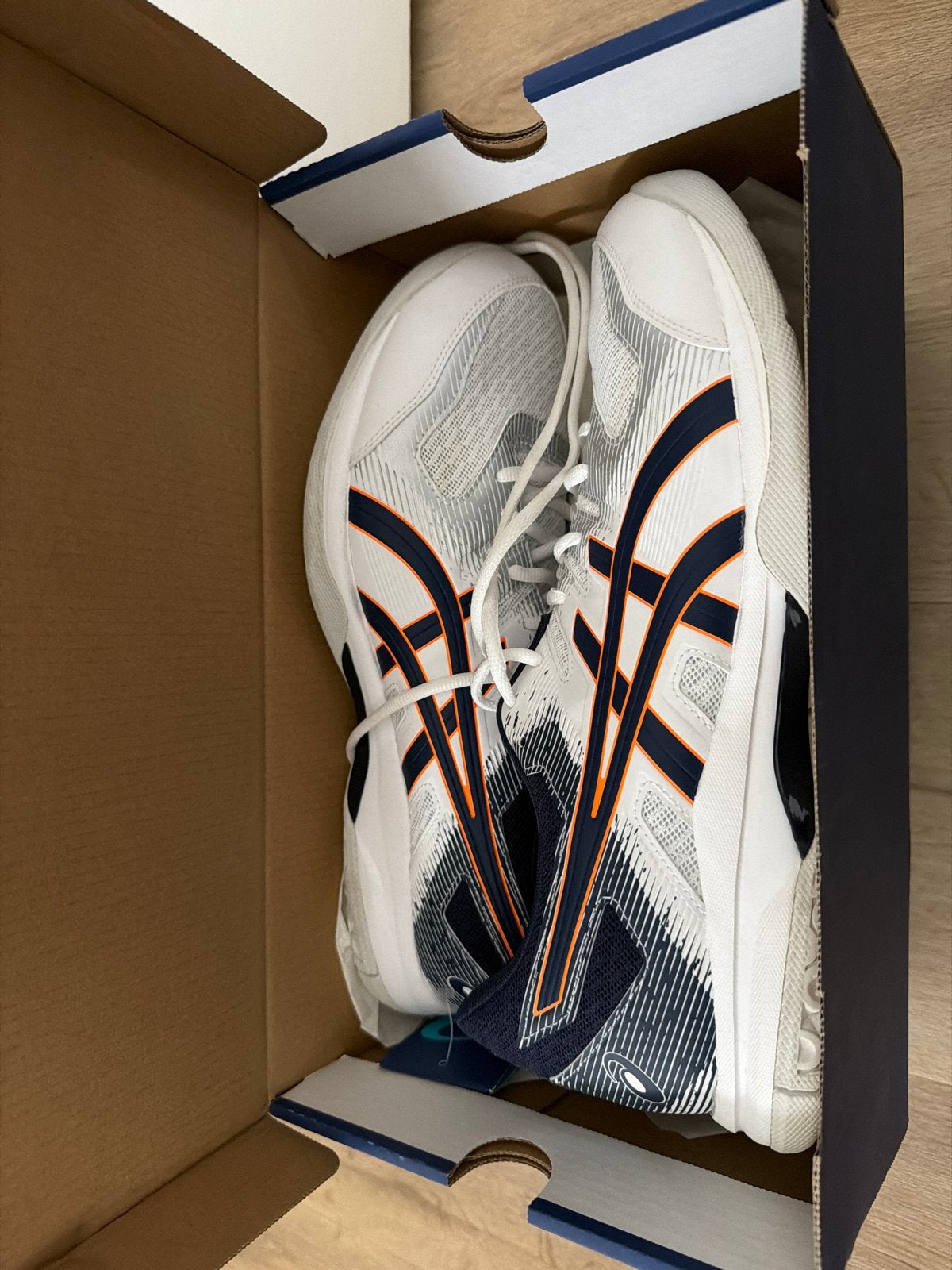 Asics binnen-sport schoen maat 48, Ophalen, Nieuw