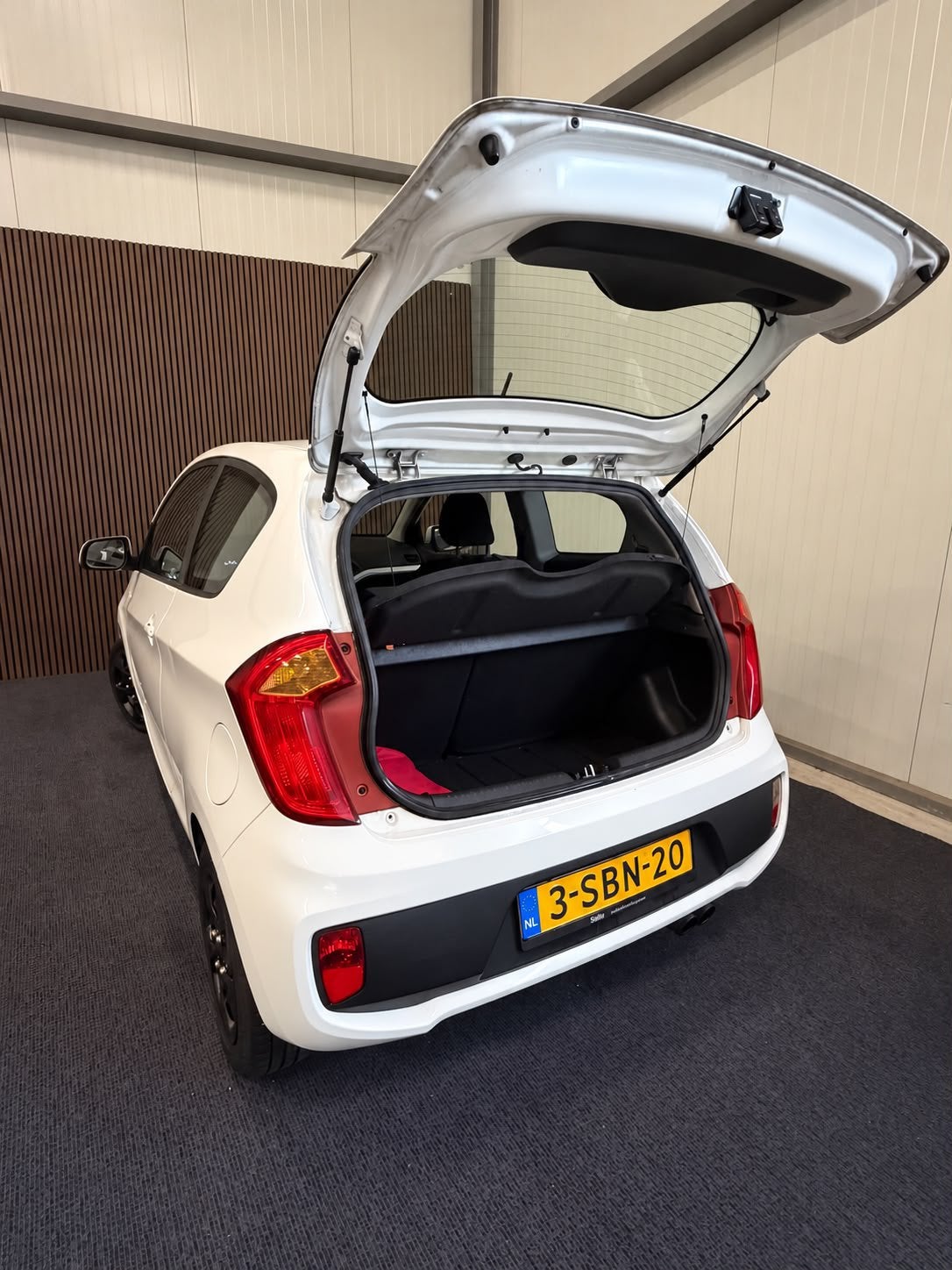 Kia Picanto 1.0 Cvvt 3-DRS 2013 Wit, Auto's, Voorwielaandrijving, 400 kg, Wit, Origineel Nederlands