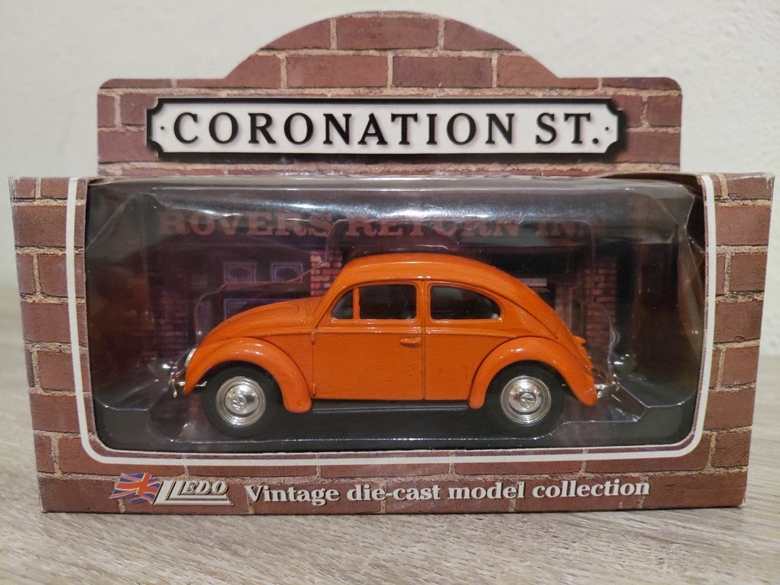 'Coronation Street' Volkswagen Kever, Overige merken, Auto, Verzenden, Groter dan 1:32
