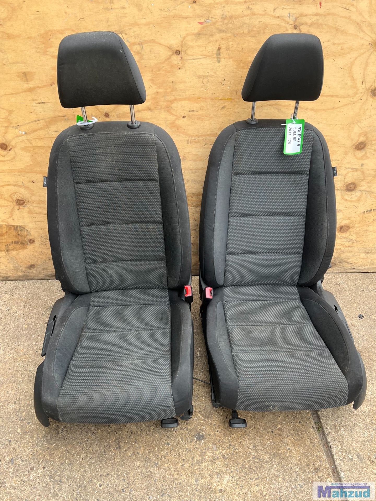 VW GOLF 6 5DEURS ZWART INTERIEUR STOF Stoel bank deurpaneel, Gebruikt, Volkswagen, Volkswagen AG, Berliner Ring 2
38440  Wolfsburg, DE