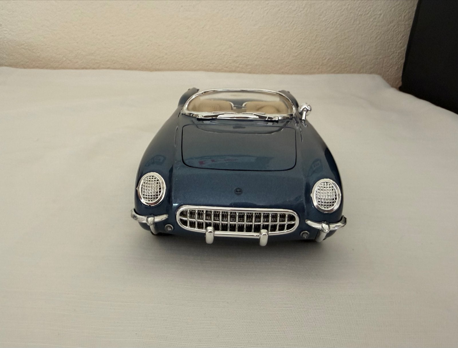 Mira Golden Line 1953 Chevrolet Corvette C1 1:18 - Blauw, Ophalen of Verzenden, Zo goed als nieuw, Auto, Overige merken