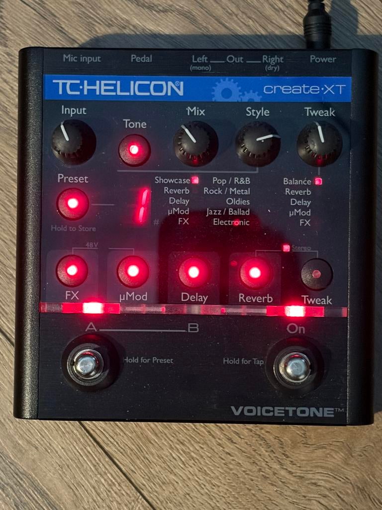 TC-Helicon VoiceTone Create XT Vocal Effectpedaal, Muziek en Instrumenten, Effecten, Ophalen of Verzenden, Zo goed als nieuw, Delay of Echo
