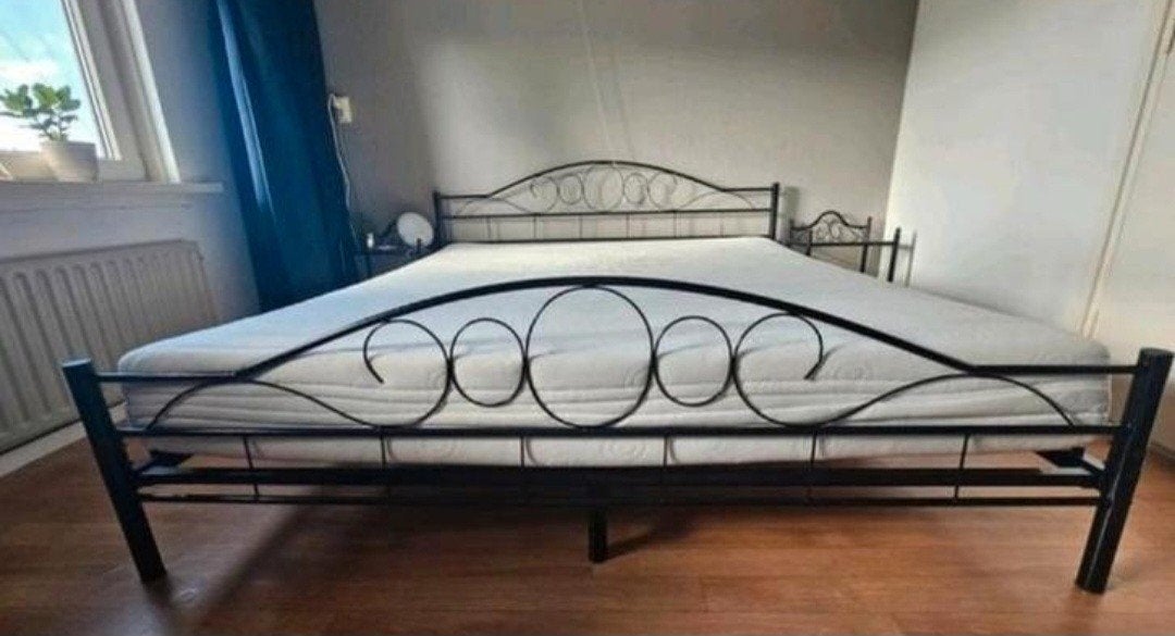 Bedframe + lattenbodem, Ophalen, Gebruikt, Eenpersoons, Zwart