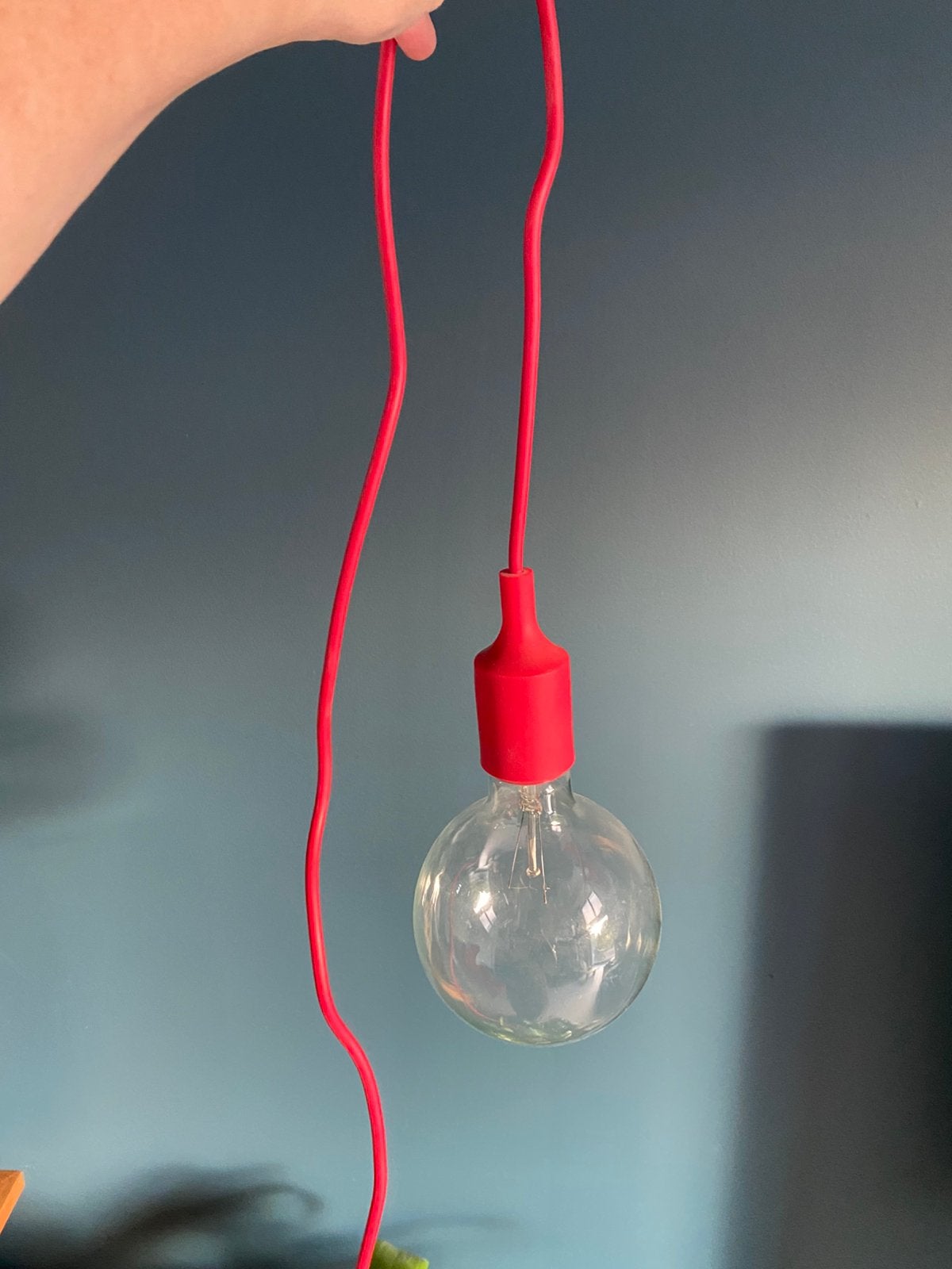 Muuto socket lamp E27 hanglamp led, Ophalen of Verzenden, Zo goed als nieuw, Kunststof, 75 cm of meer