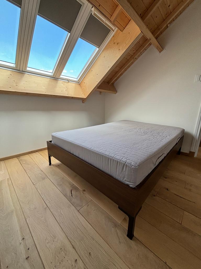 Ikea bed 140x200 - Donkerbruin, Ophalen, 100 tot 150 cm, Zo goed als nieuw, Minder dan 100 cm
