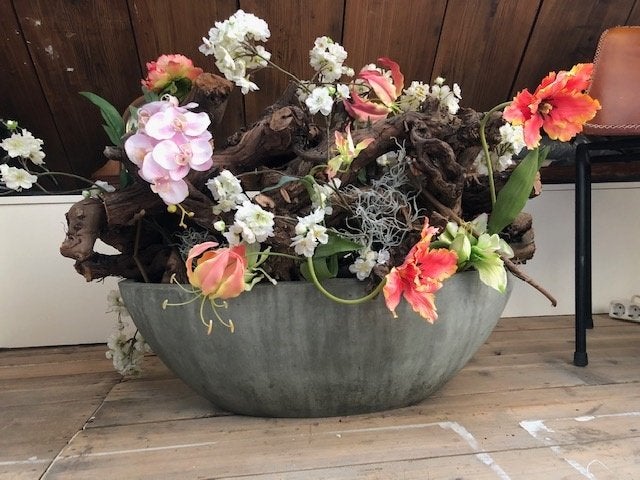 Bloempot met kunstbloemen (niet van echt te onderscheiden), Ophalen, Gebruikt