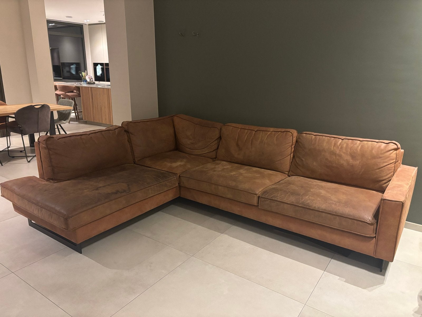 Cognac kleurige hoekbank - 290x215x95 cm, Gebruikt, Hoekbank, Ophalen of Verzenden, Stof