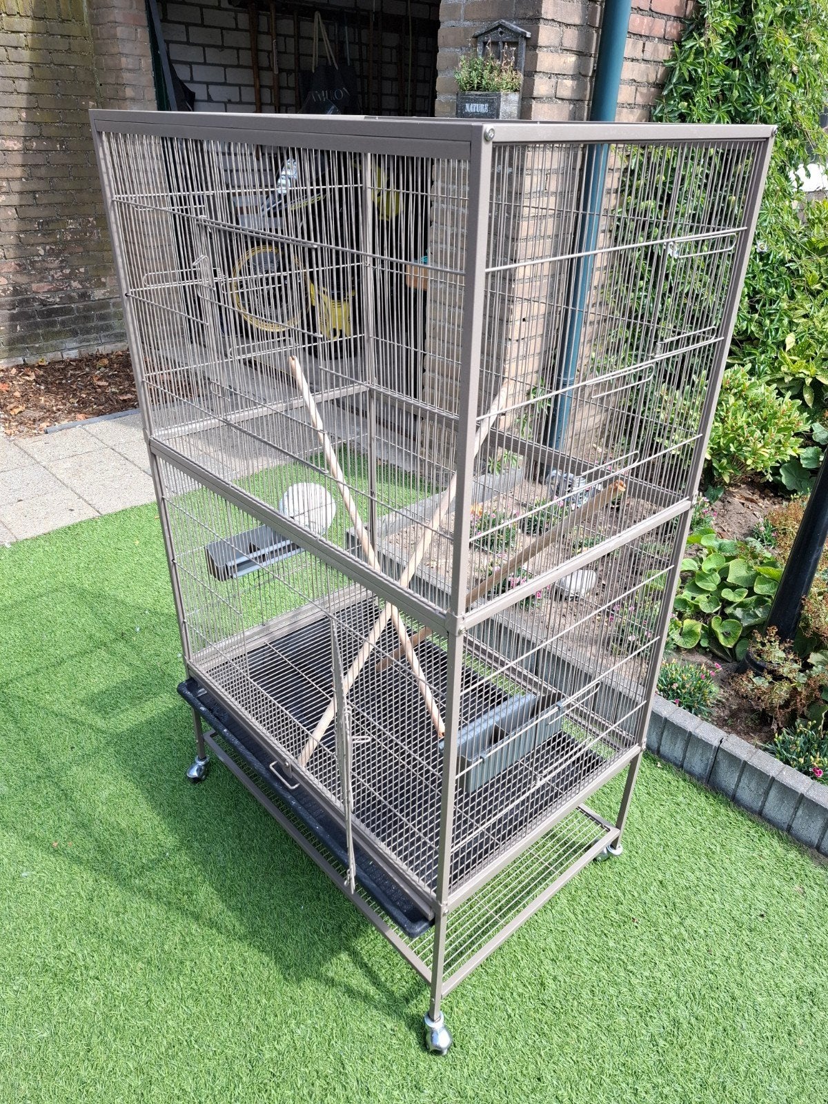 grote vogelkooi, Dieren en Toebehoren, Vogels | Hokken en Kooien, Ophalen, Gebruikt, Overige materialen, Vogelkooi