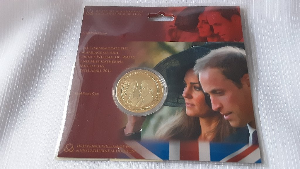 Herdenkingspenning Prince William & Catherine, goldplated, Postzegels en Munten, Penningen en Medailles, Ophalen of Verzenden