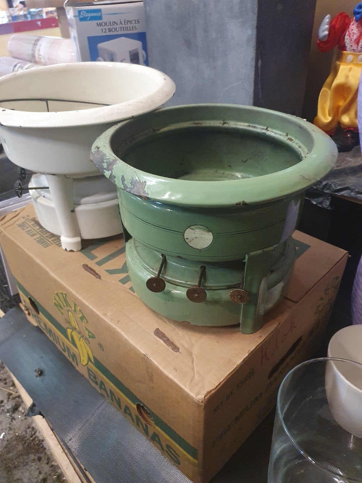 Vintage geëmailleerde petroleum stellen, Ophalen