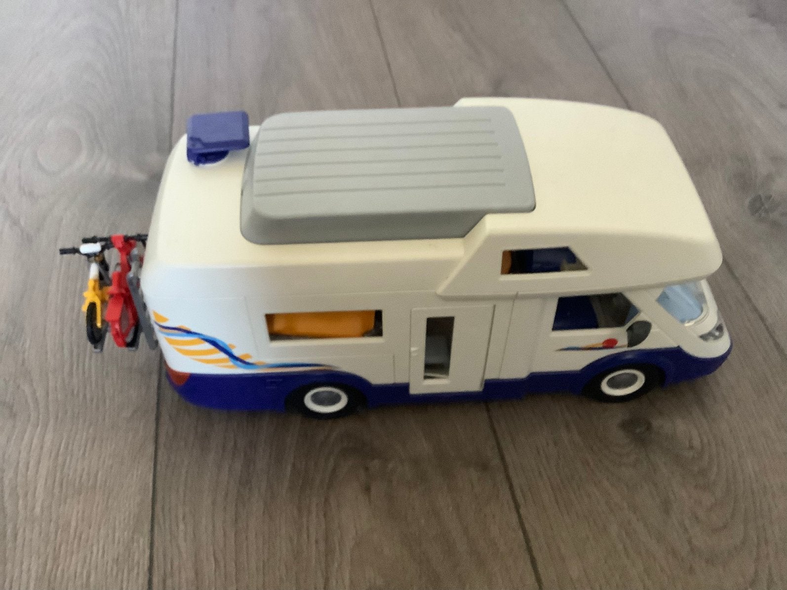 Playmobil camper 4859 inclusief accessoires, Kinderen en Baby's, Speelgoed | Playmobil, Complete set, Voertuig, Ophalen of Verzenden