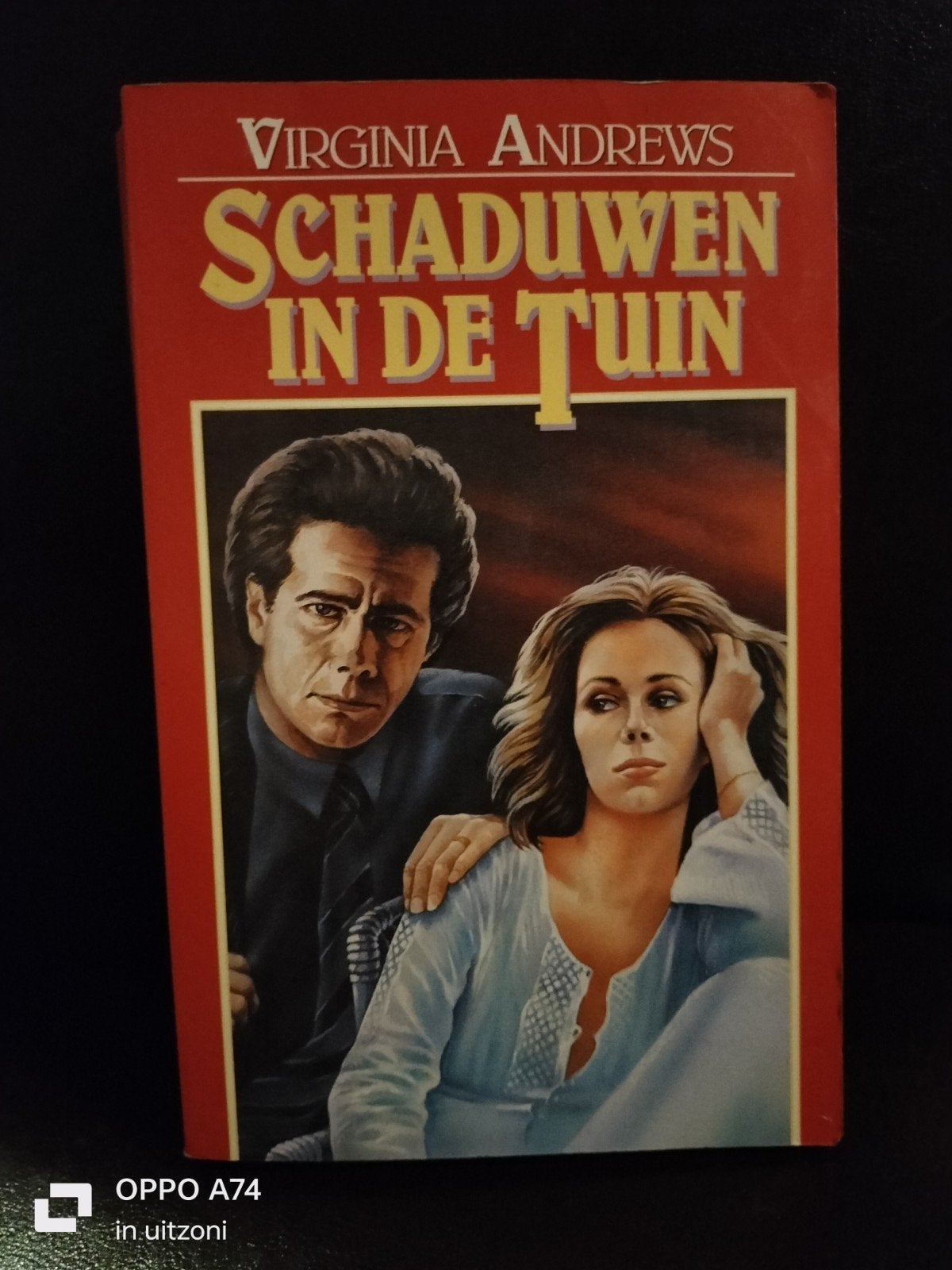 Schaduwen in de Tuin - Virginia Andrews, Boeken, Ophalen of Verzenden, Gelezen, Virginia Andrews, Nederland