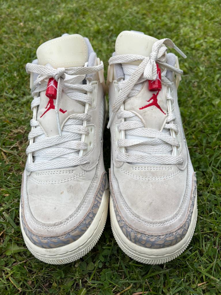 Nike air jorden, Ophalen of Verzenden, Zo goed als nieuw, Schoenen