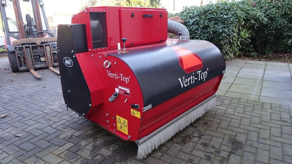 Redexim Verti-top veegmachine voor kunstgras, Zakelijke goederen, Overige typen