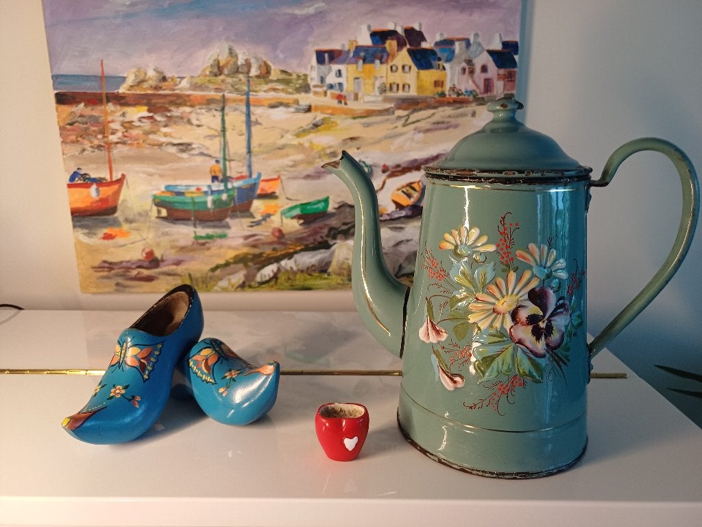 Mintgroene Franse koffiepot met dik opgelegde bloemen, Ophalen of Verzenden