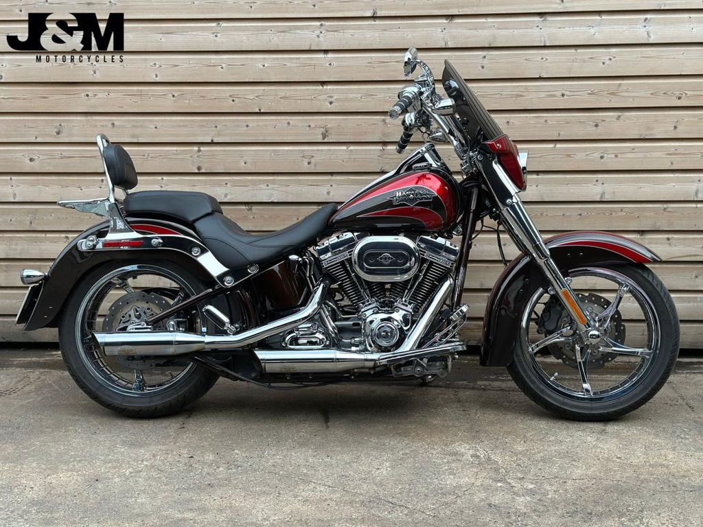 HARLEY-DAVIDSON CONVERTIBLE CVO FLSTSE SOFTAIL JEKYLL & HYDE, 2 cilinders, HARLEY-DAVIDSON, Chopper, Bedrijf