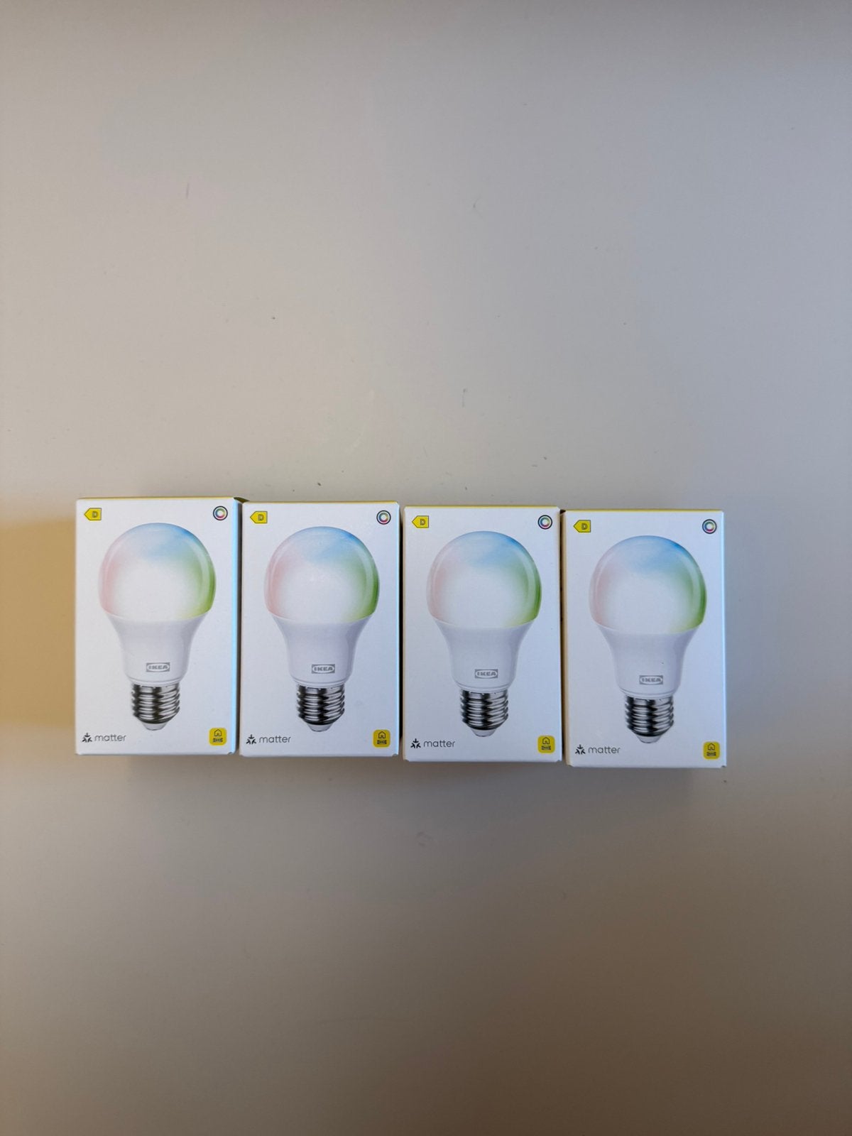 Ikea Kajplats Led-Lamp E27 Smart Gekleurd/Wit Spectrum, Huis en Inrichting, Led-lamp, Minder dan 30 watt, Nieuw, E27 (groot)