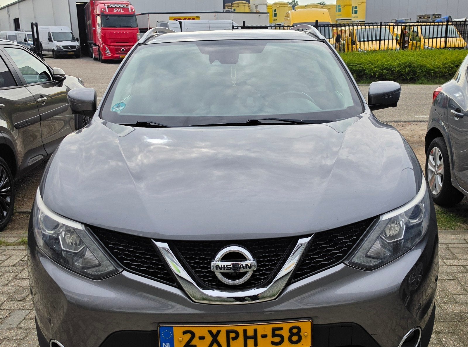 Nissan Qashqai 1.2-camera 360-Tekna-Dig-2WD 2014 Gri, Auto's, Zwart, 4 cilinders, 116 pk, 1200 kg