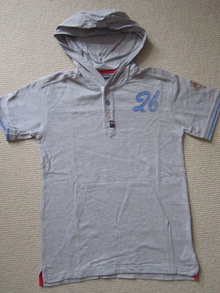 Grijs shirt met capuchon 152, Verzenden, Zo goed als nieuw, Jongen, Shirt of Longsleeve