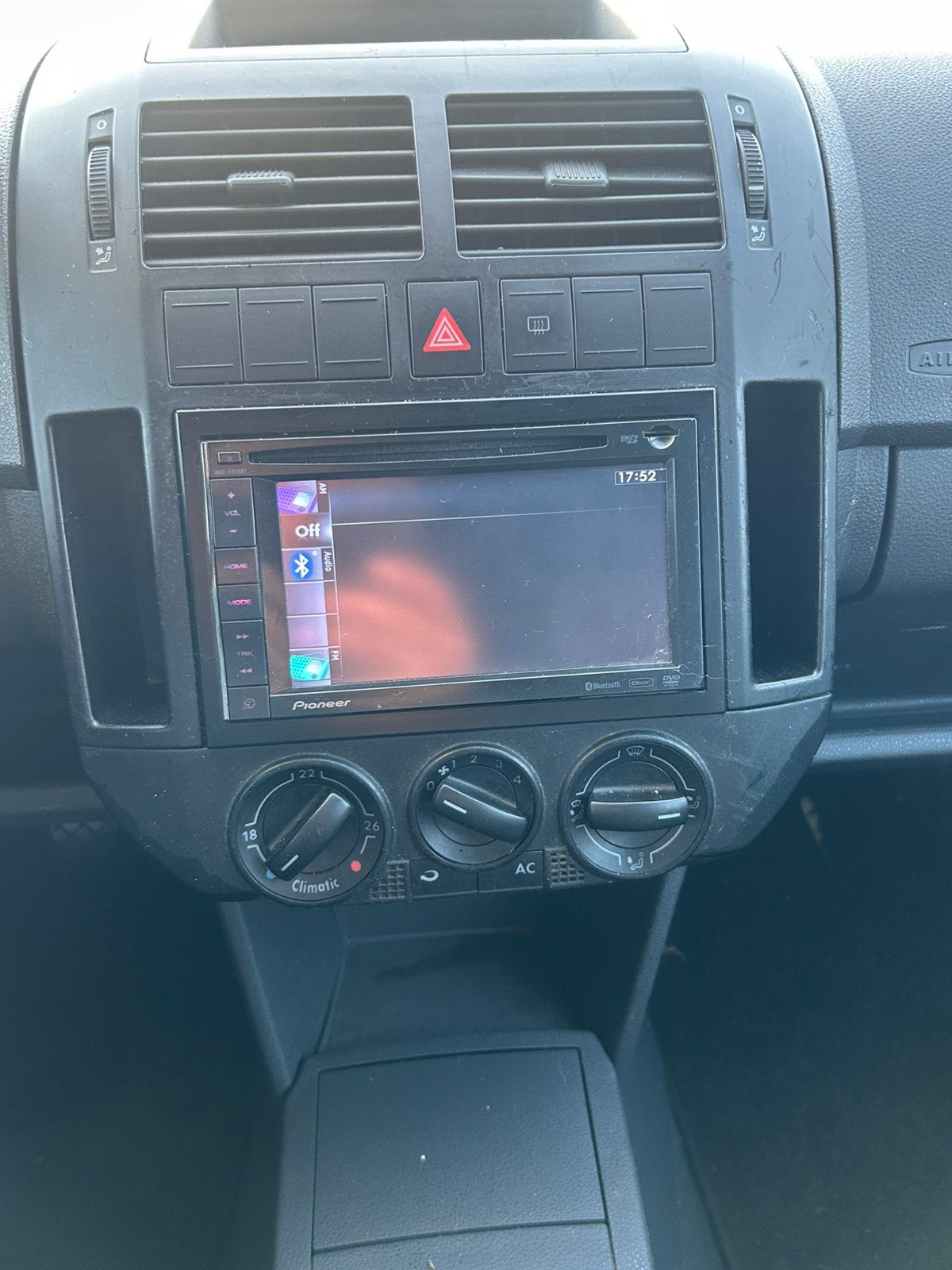 Foto 21 van Volkswagen Polo 1.4 apk17-03-2027