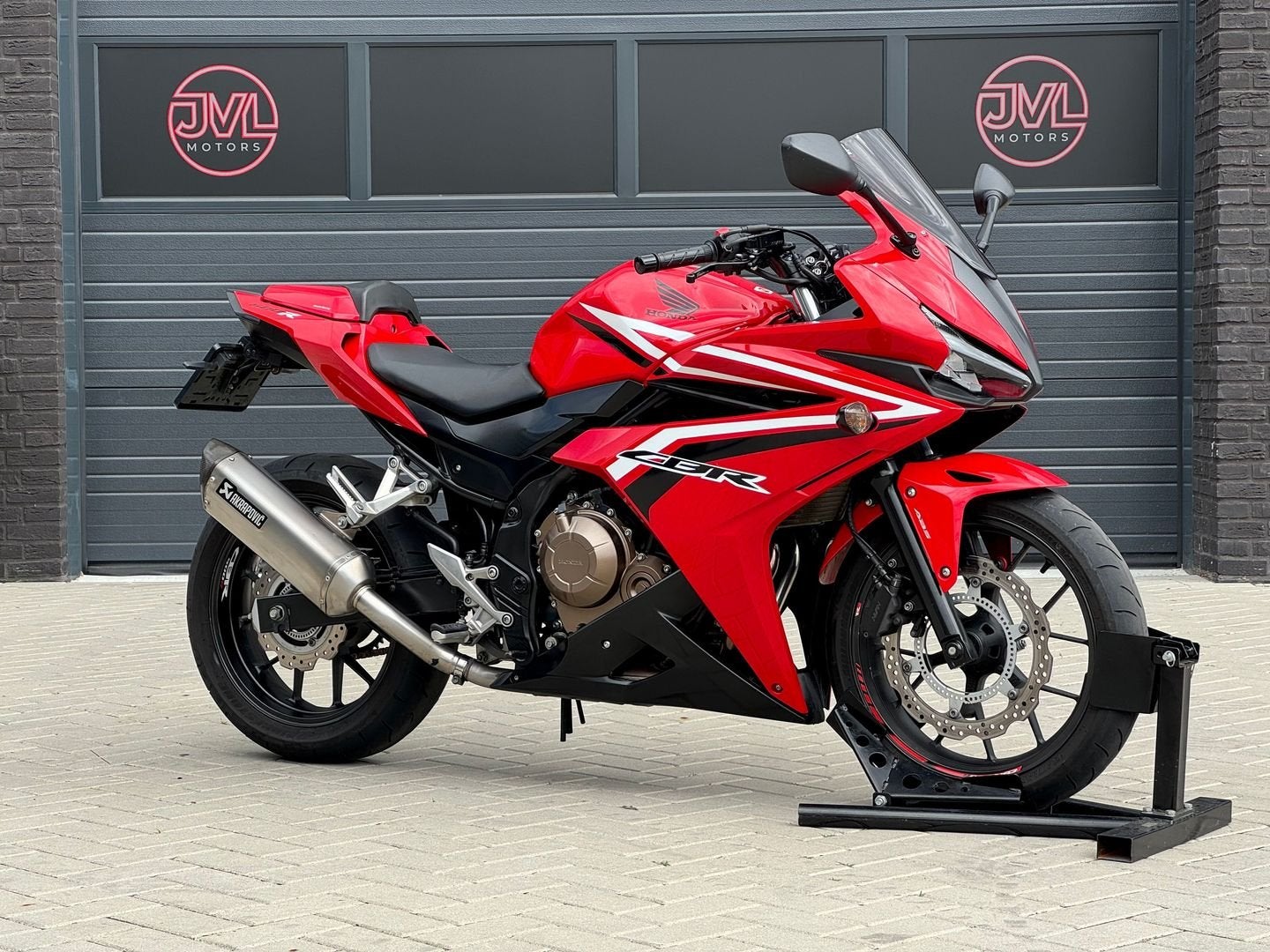 Honda CBR 500 R ABS *AKRAPOVIC* cbr500 35kw A2 bj.2017, Motoren, Motoren | Honda, 2 cilinders, HONDA, Ambachtsweg 3c, Bedrijf