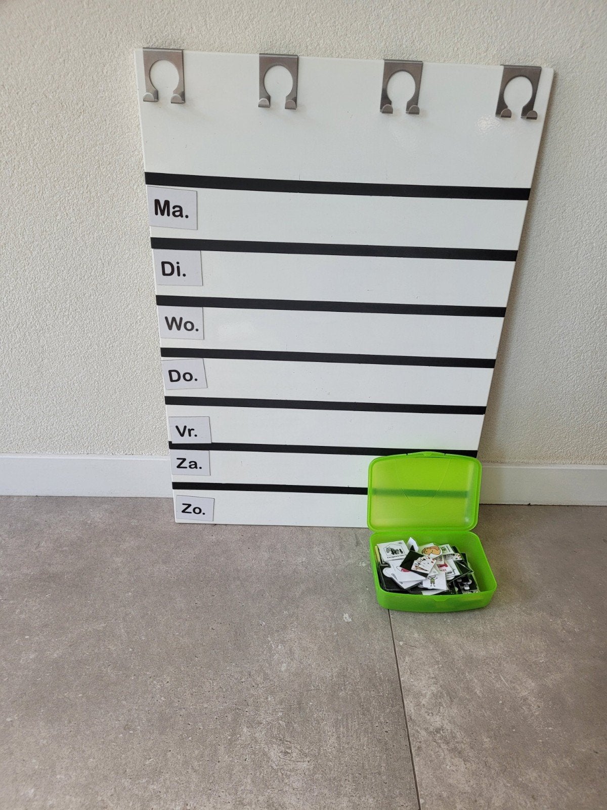 Weekplanner met pictogrammen voor kinderen, Ophalen, Gebruikt, Magneetbord