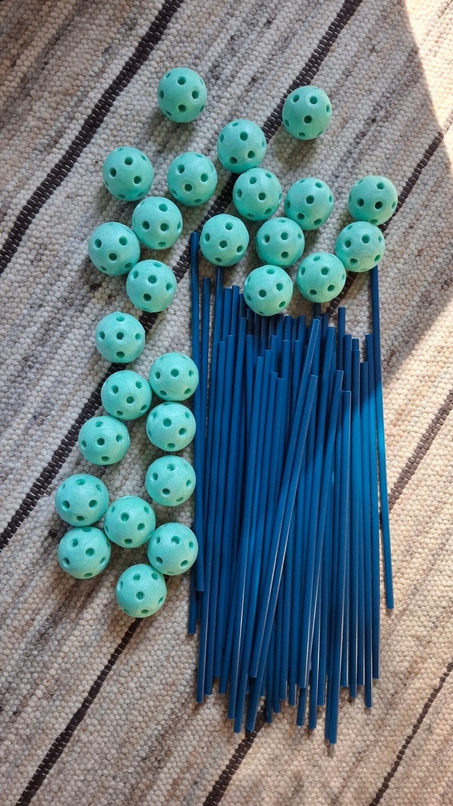 Funforts creatieve bouwset - 25 ballen, 51 stokken, Ophalen, Zo goed als nieuw, Overige merken