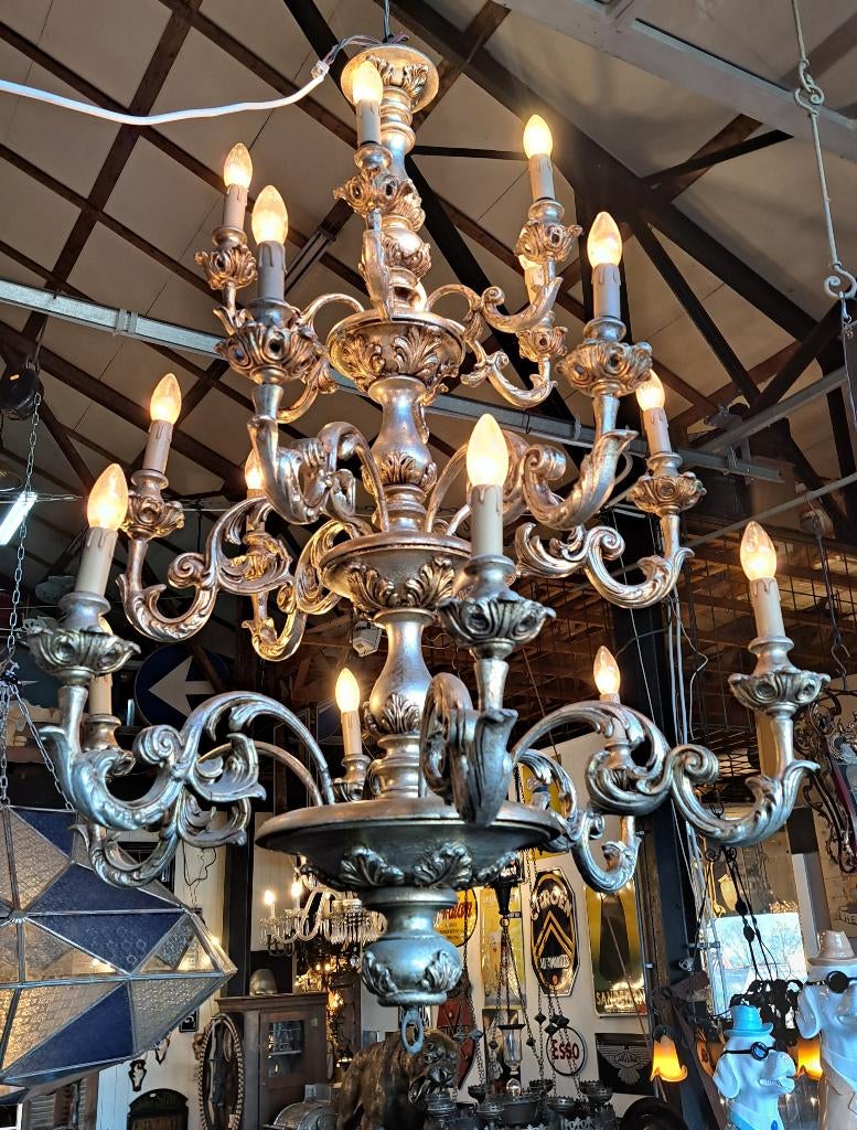 Zeer mooie grote Barok lamp kroonluchter de hoogte is 130 cm, Ophalen