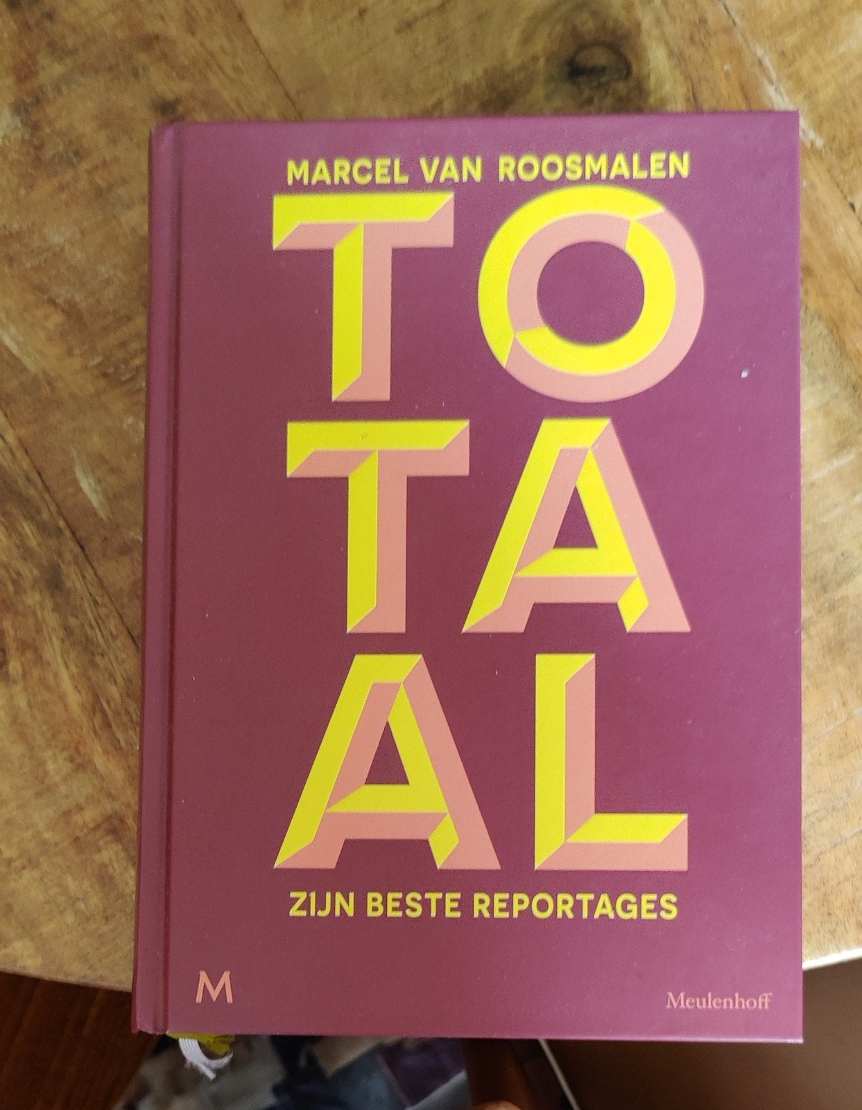 Marcel van Roosmalen - TOTAAL: Zijn Beste Reportages, Ophalen of Verzenden, Zo goed als nieuw, Marcel van Roosmalen