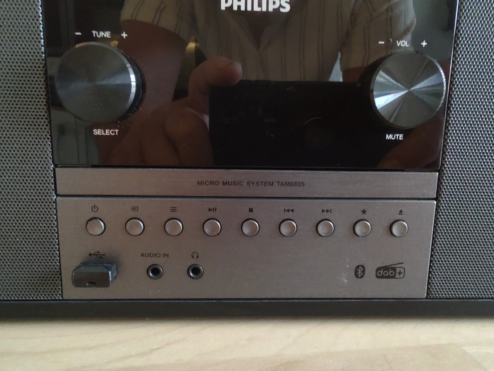 Philips TAM6805/10 Micro Muzieksysteem met DAB+ en Bluetooth, Ophalen