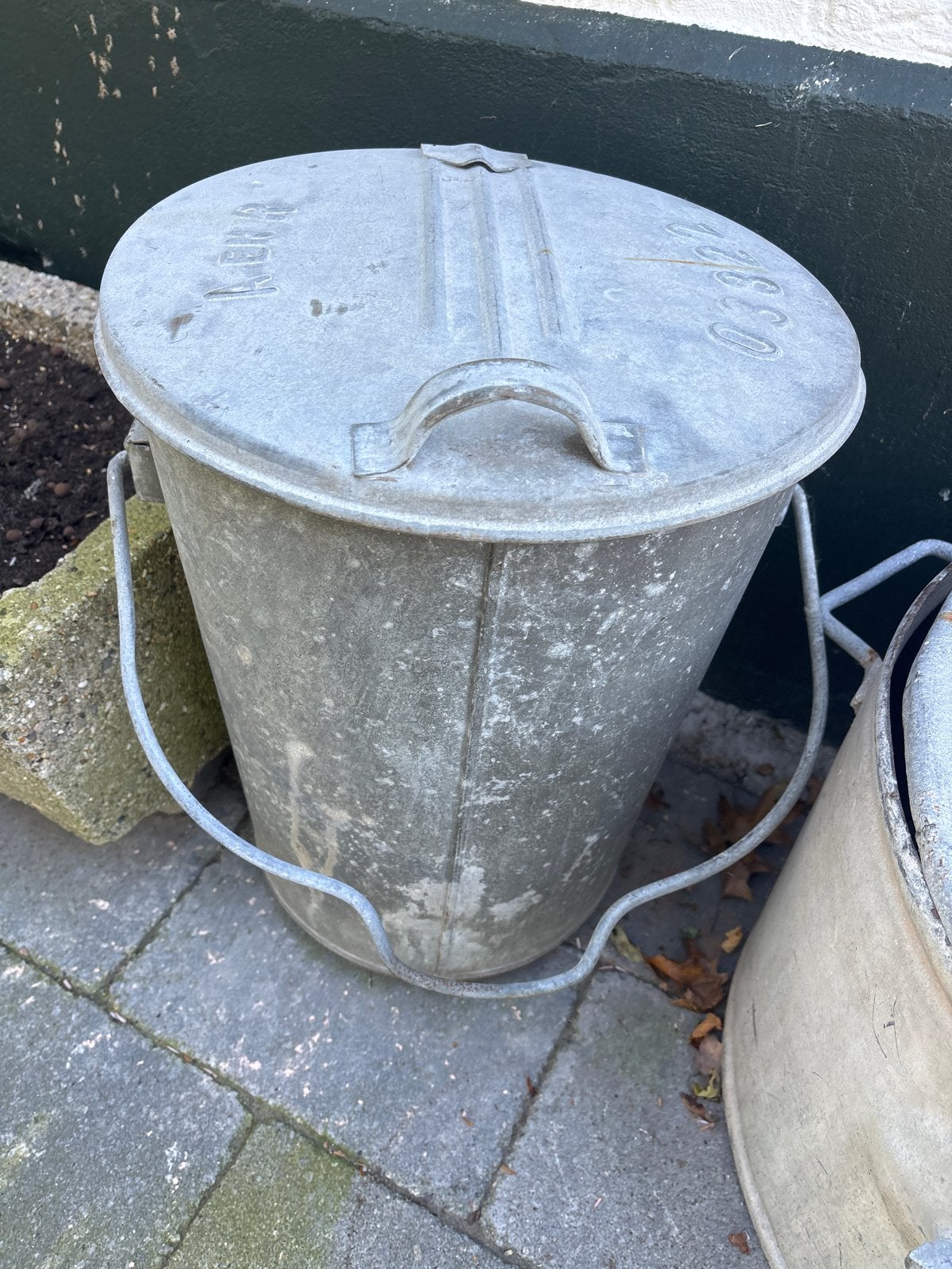 Brocante Zinken Emmer met Deksel - Decoratie Alphen en Riel, Ophalen