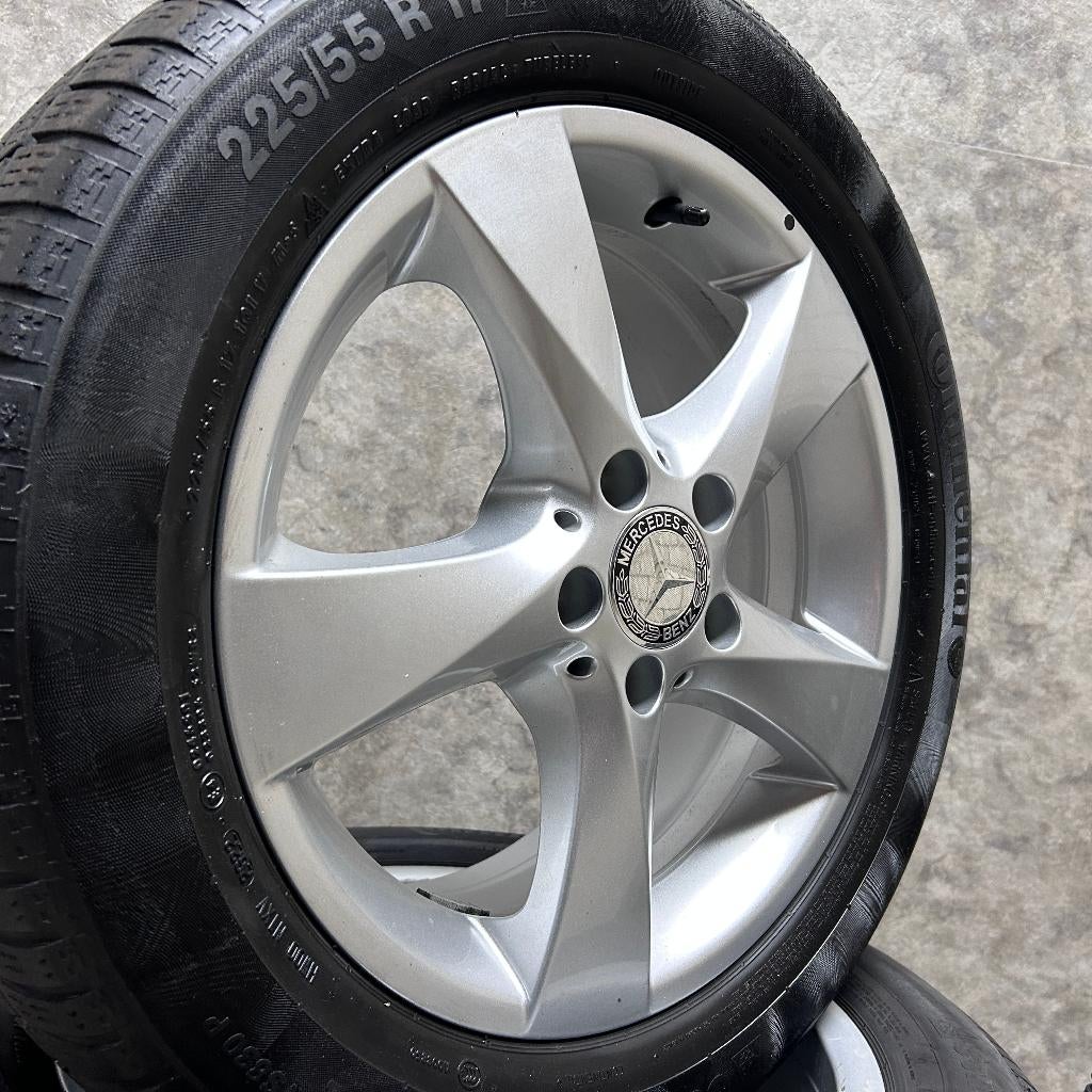 17 inch originele velgen + banden Mercedes Vito / V klasse, Banden en Velgen, 17 inch, Mercedes, 225 mm