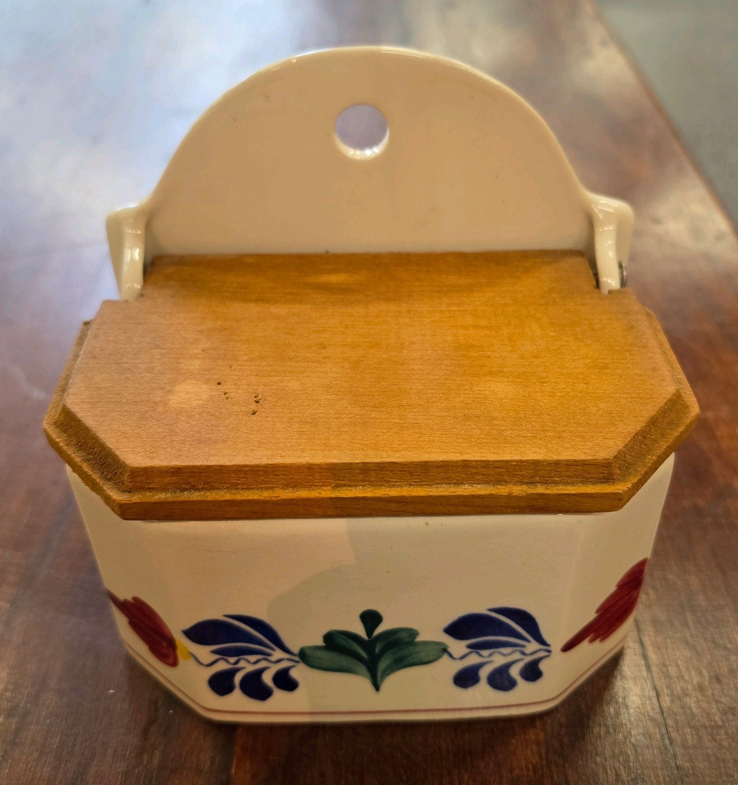 Vintage Boch wandzoutpot met houten deksel, Ophalen of Verzenden