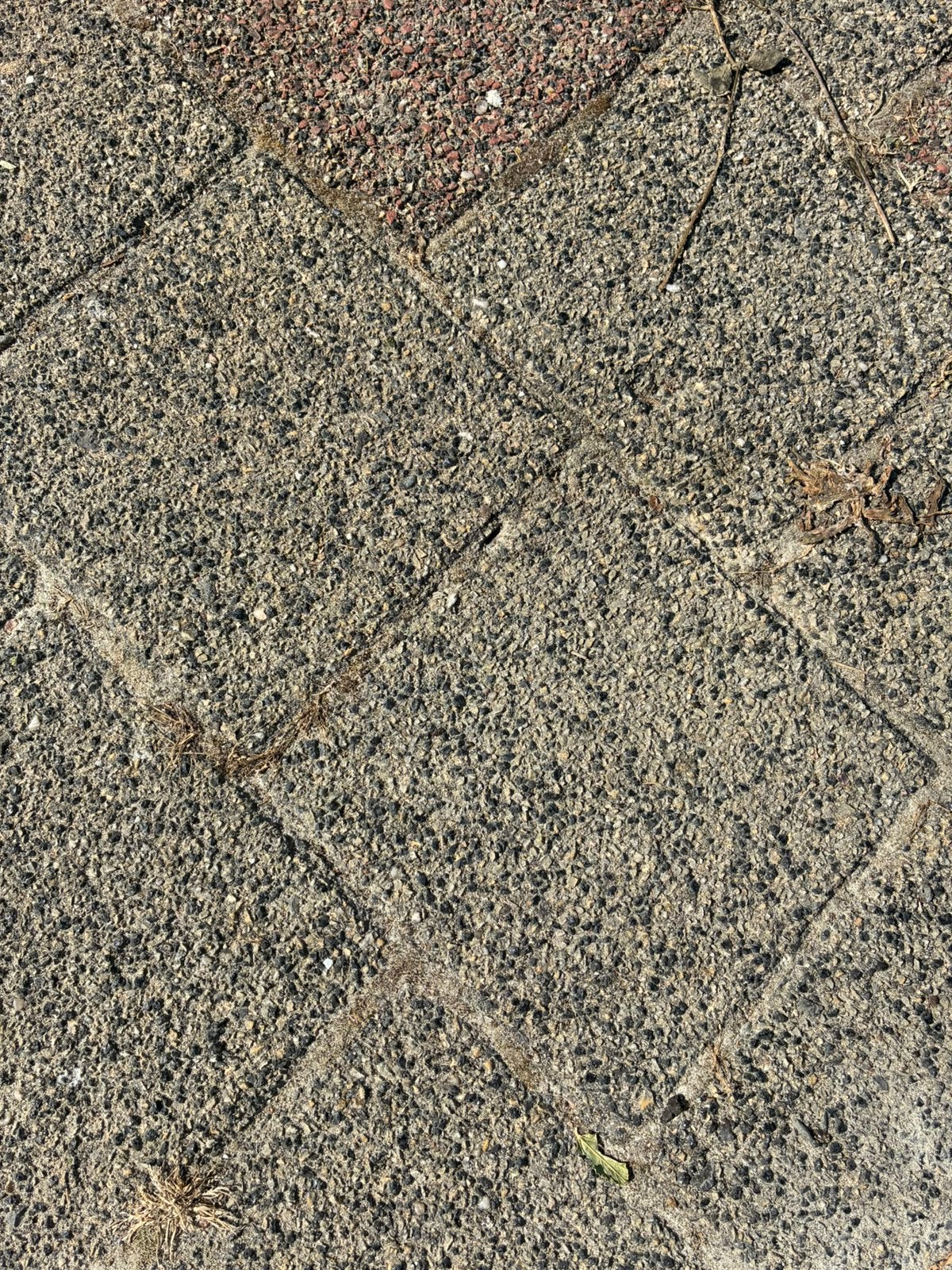 Gratis kleine beton/grind tegels, Ophalen, Gebruikt, 10 m² of meer, Beton