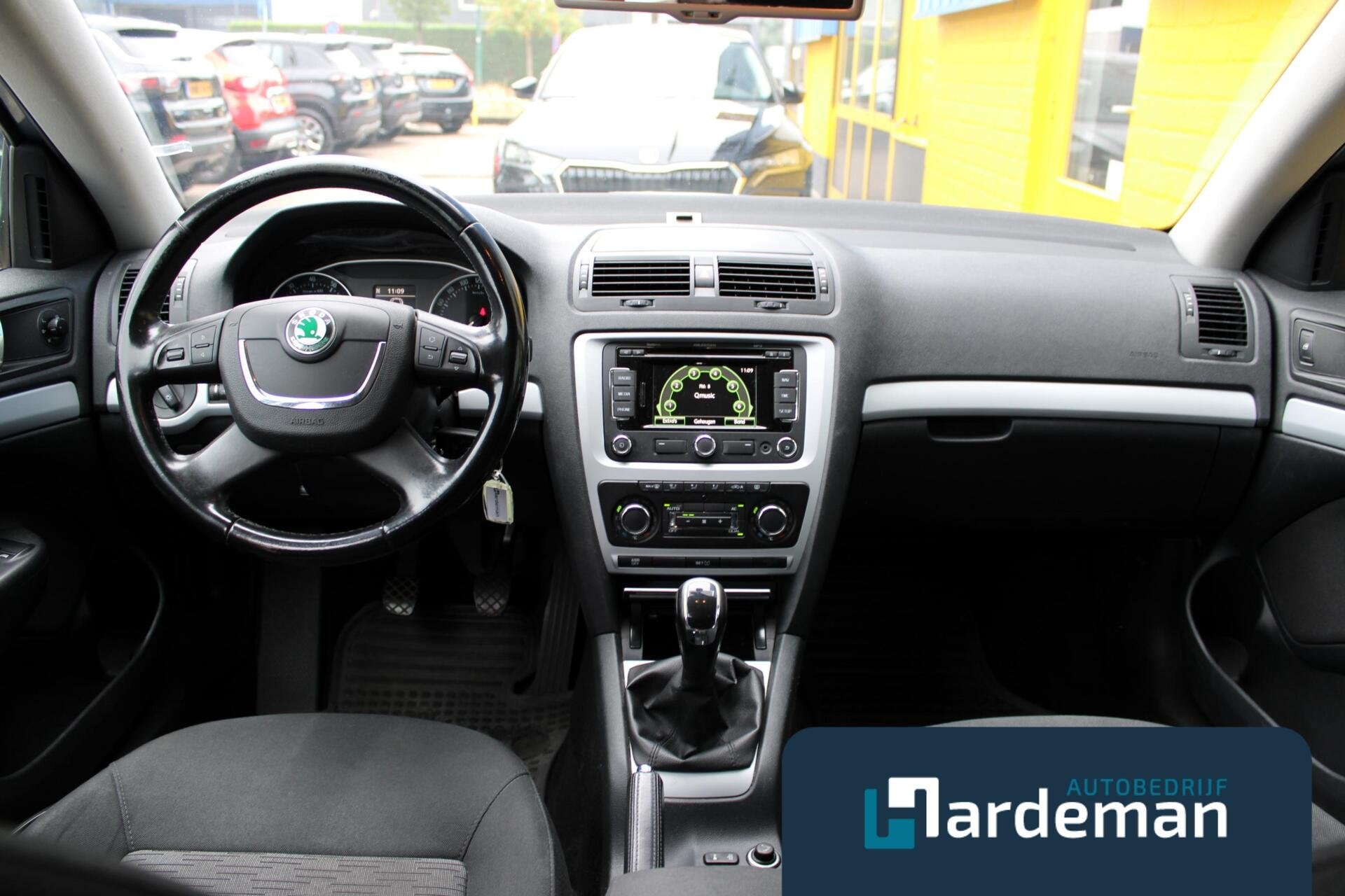 Skoda Octavia Combi 1.2 TSI Ambition Clima Trekhaak, Auto's, Voorwielaandrijving, Euro 5, Stof, Gebruikt