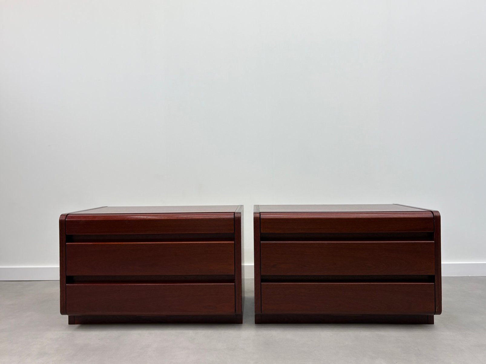 Vintage Moser  nachtkastjes Palissander, Huis en Inrichting, Ophalen, Zo goed als nieuw